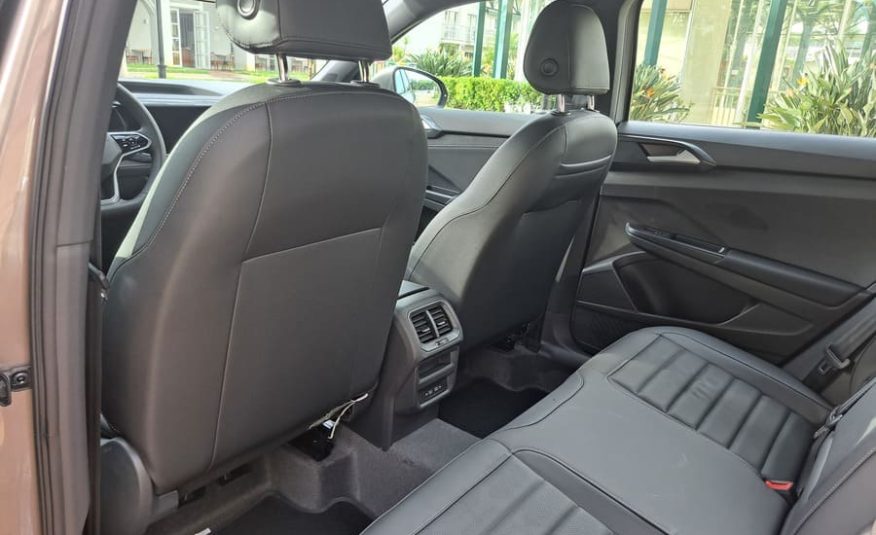 Volkswagen Taos 1.4 250 TSI Total Flex Highline Automático