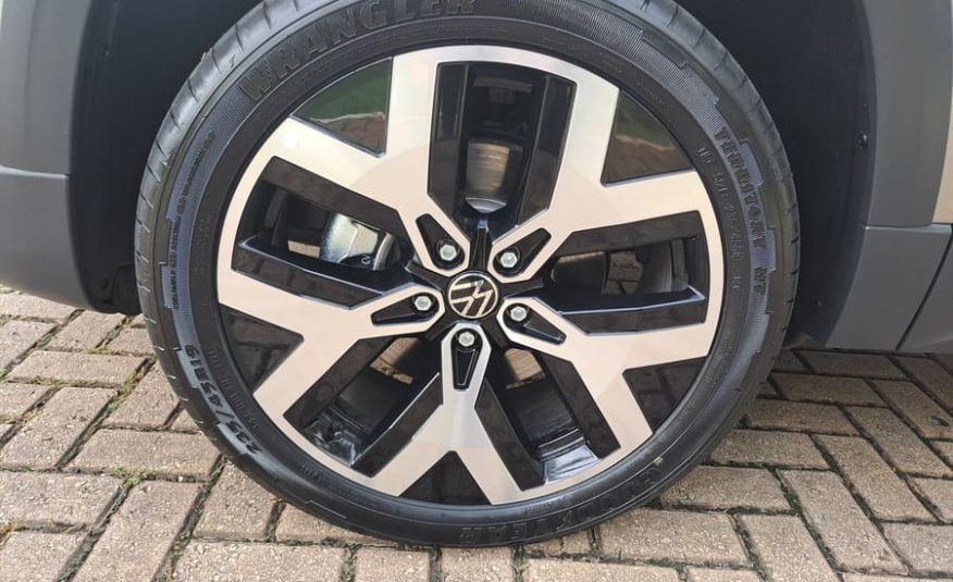 Volkswagen Taos 1.4 250 TSI Total Flex Highline Automático