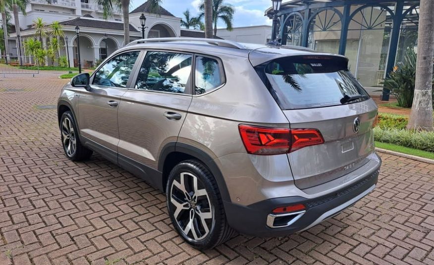 Volkswagen Taos 1.4 250 TSI Total Flex Highline Automático