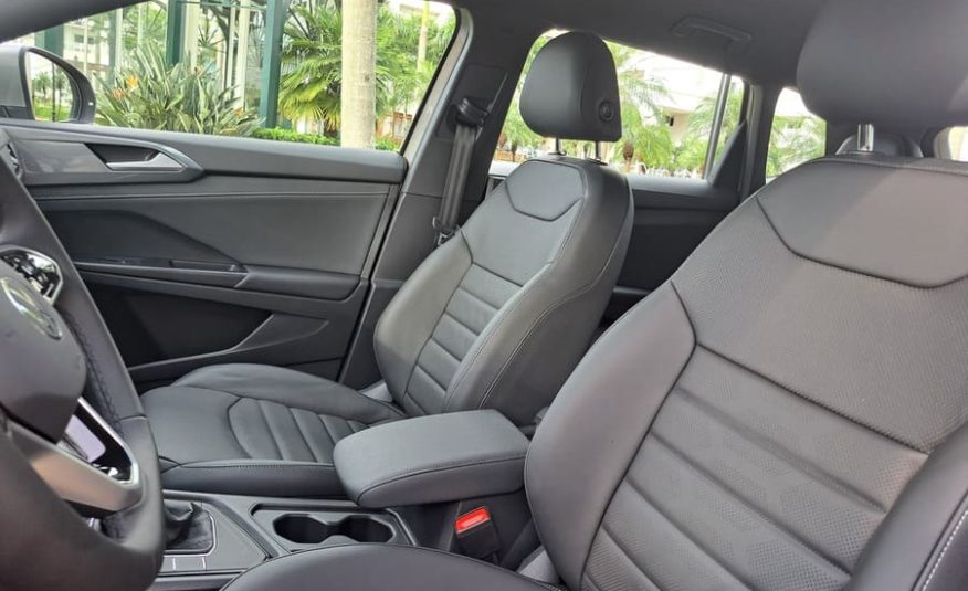 Volkswagen Taos 1.4 250 TSI Total Flex Highline Automático