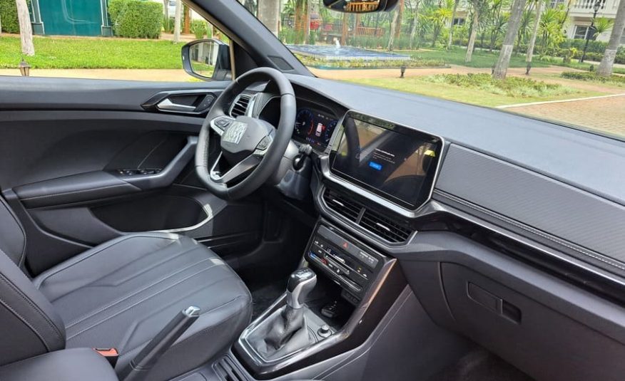 Volkswagen T-Cross 1.4 250 TSI Total Flex Highline Automático