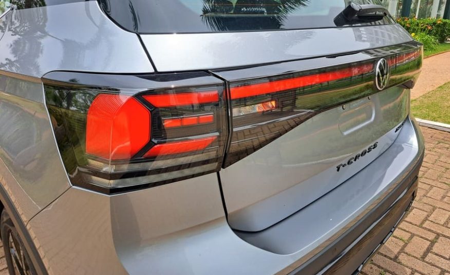 Volkswagen T-Cross 1.4 250 TSI Total Flex Highline Automático