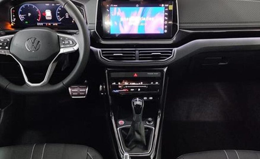 Volkswagen T-Cross 1.4 250 TSI Total Flex Highline Automático