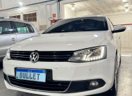 Volkswagen Jetta Highline 2.0 TSI 211CV Gasolina