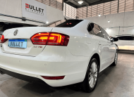Volkswagen Jetta Highline 2.0 TSI 211CV Gasolina